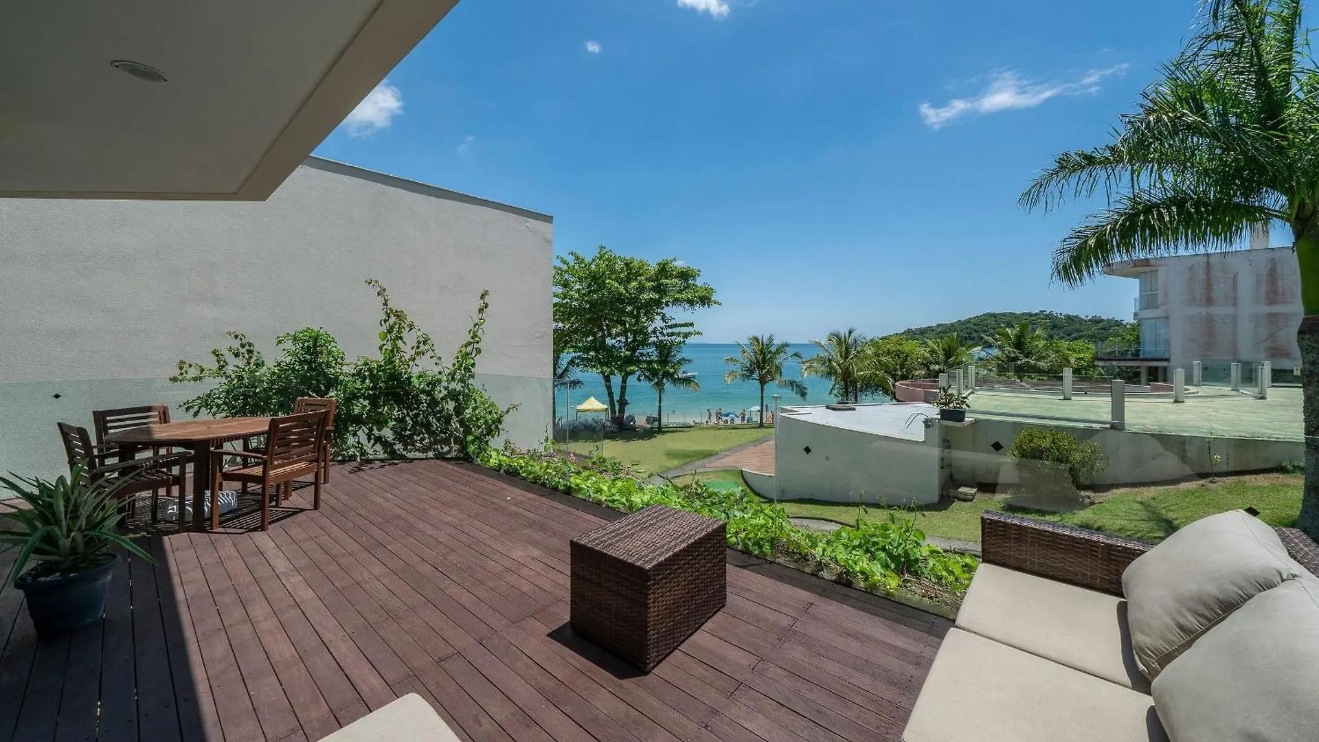 Hébergement de vacances Casa Com 4 Suites Sendo Vista Mar Bombinhas